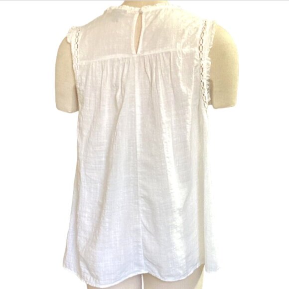 Torrid Sleeveless Textured Lace Inset Cutout Ruffle Top 00 (M/L/10) White 151E - Picture 4 of 8
